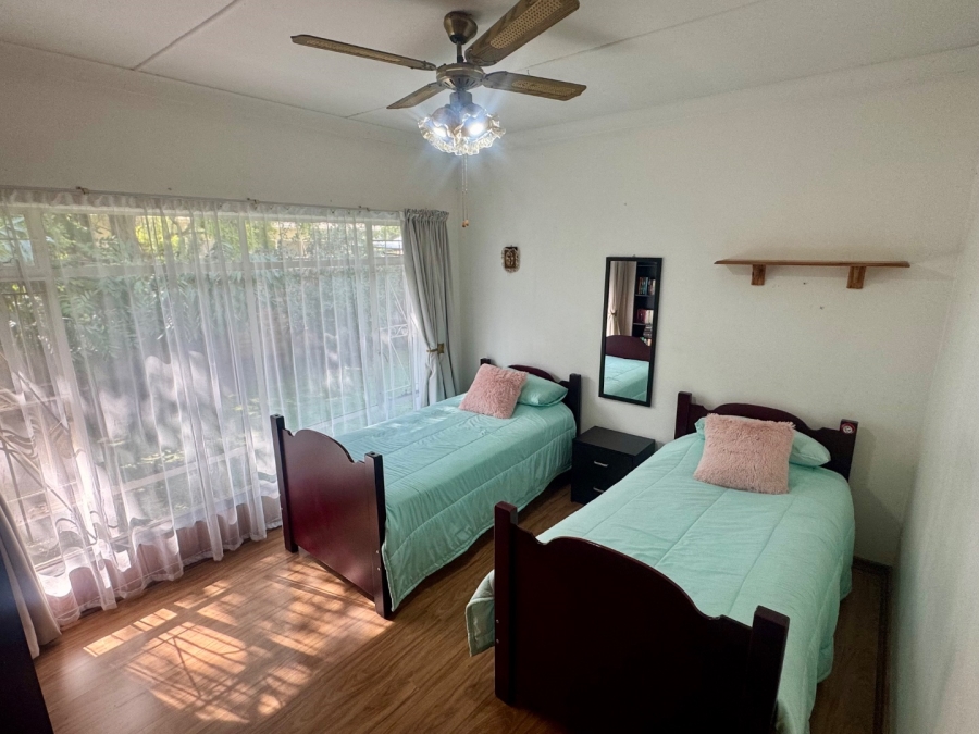 4 Bedroom Property for Sale in Flamwood North West